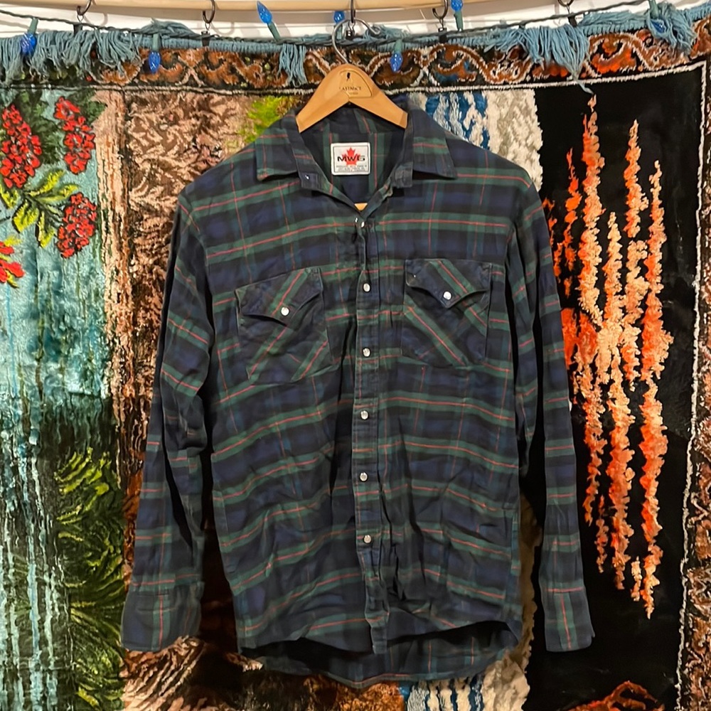 MWG long sleeve flannel
